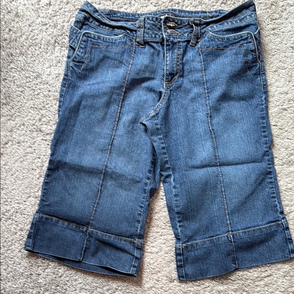 Capri Jeans size 17 - Picture 1 of 3